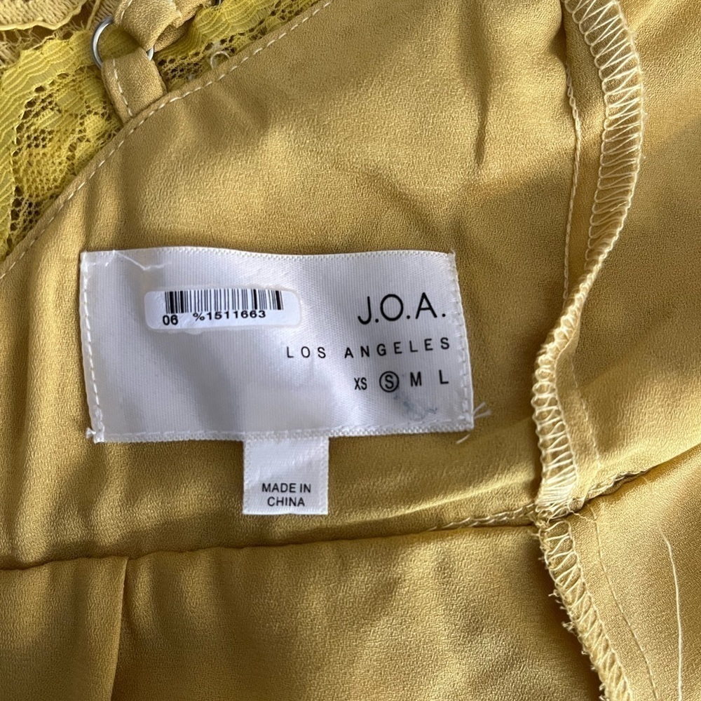 J.O.A. Golden Yellow Lace backless halter midi dress S - Picture 5 of 9